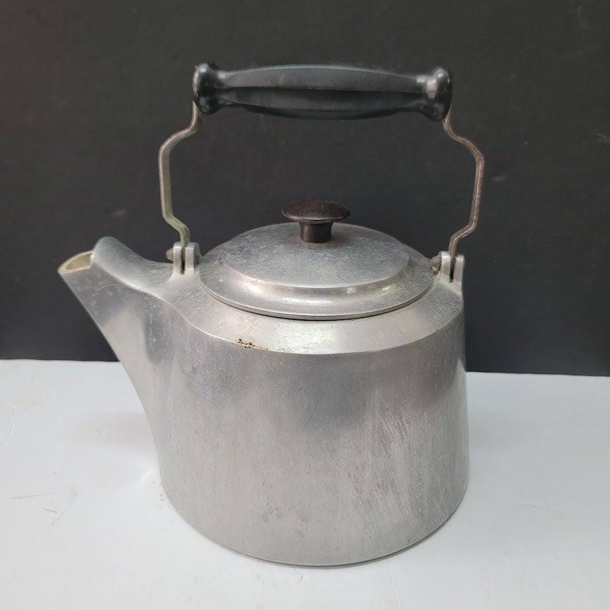 MIRACLE MAID Advance Casting G2 Cast Aluminum Teapot Tea Kettle Coffee CAMPING