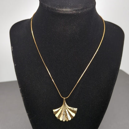 Vintage Fashion Necklace goldtone fan box chain elegant classy