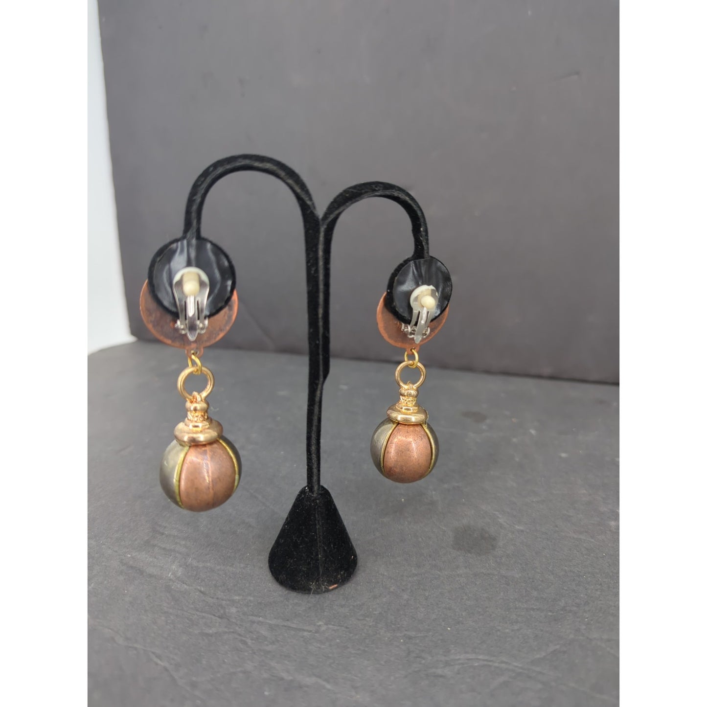 Vintage Pearl Cabochon Bead Orb Drop Clip On Earrings Gold Tone Retro Glam 1980s