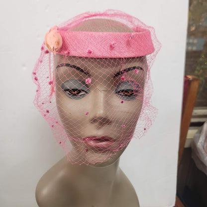 VINTAGE Pink Hat Net Veil Bird feather 7" union label Fascinator Wedding Races