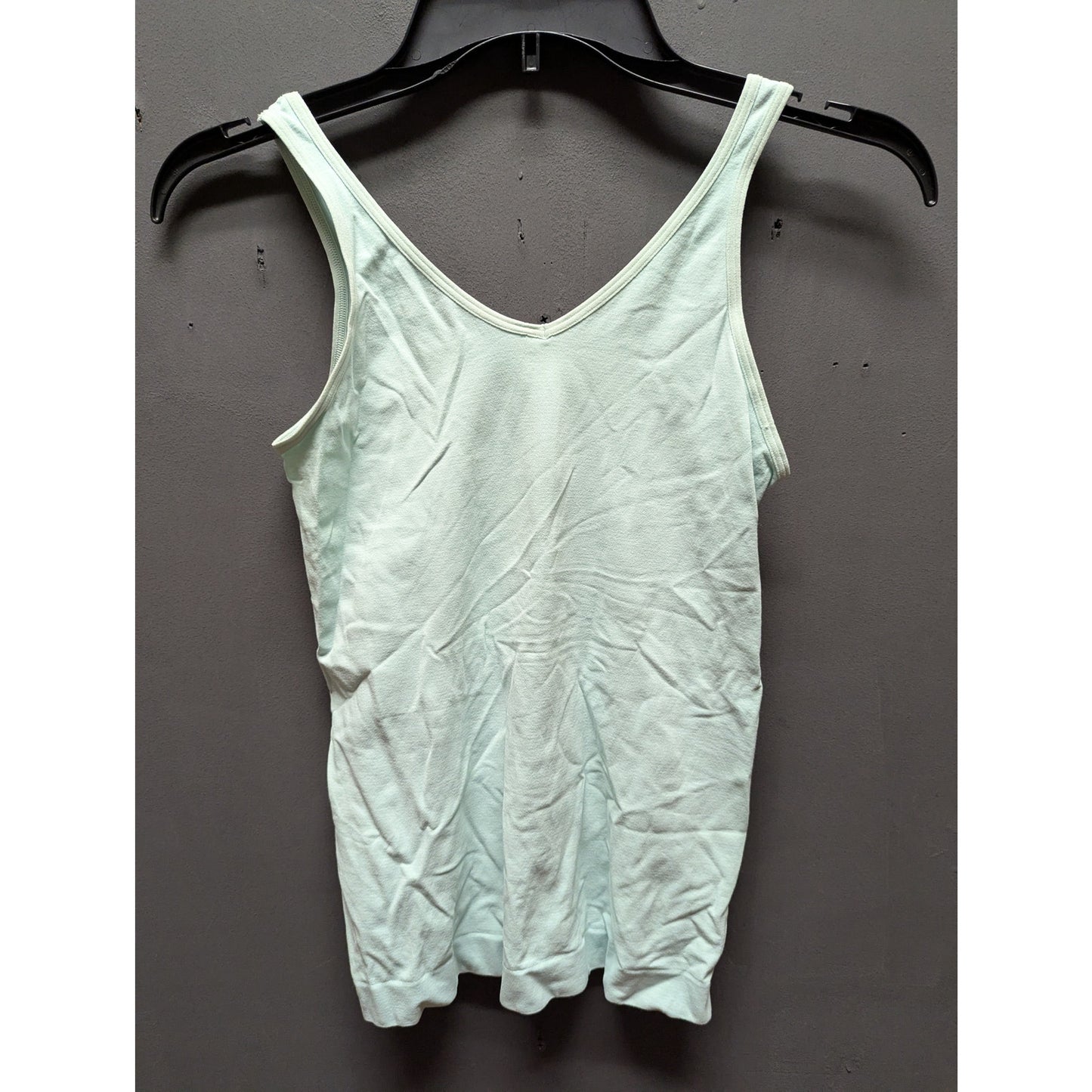 Halogen NWT Green Tank Top Medium Layer VNeck Sleeveless Casual Summer Stretch
