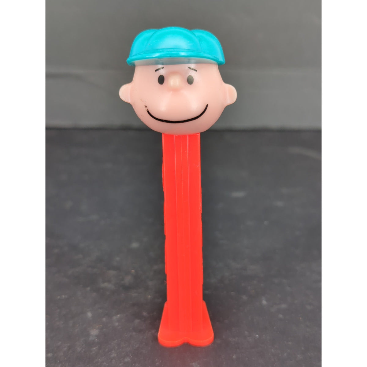 Vintage Charlie Brown PEZ Dispenser Peanuts Gang Blue Cap Red Stem