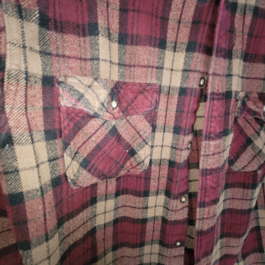 Heavy 100% Cotton Size Large St. Johns Bay burgundy oak plaid long sleeve Shirt