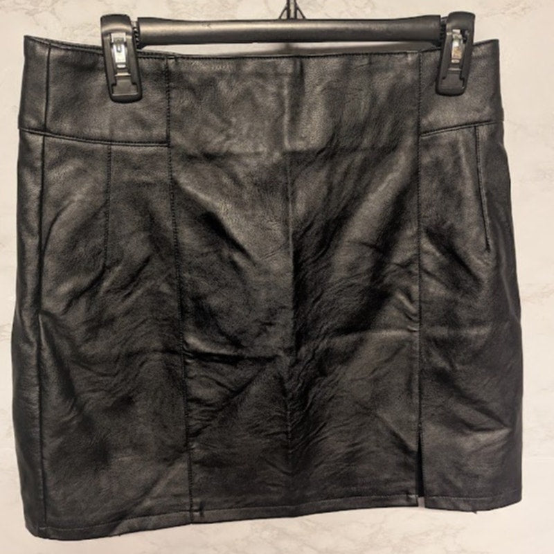 NEW Topshop Faux Leather GOTH mini skirt zip Front Side slit Size Small PUNK