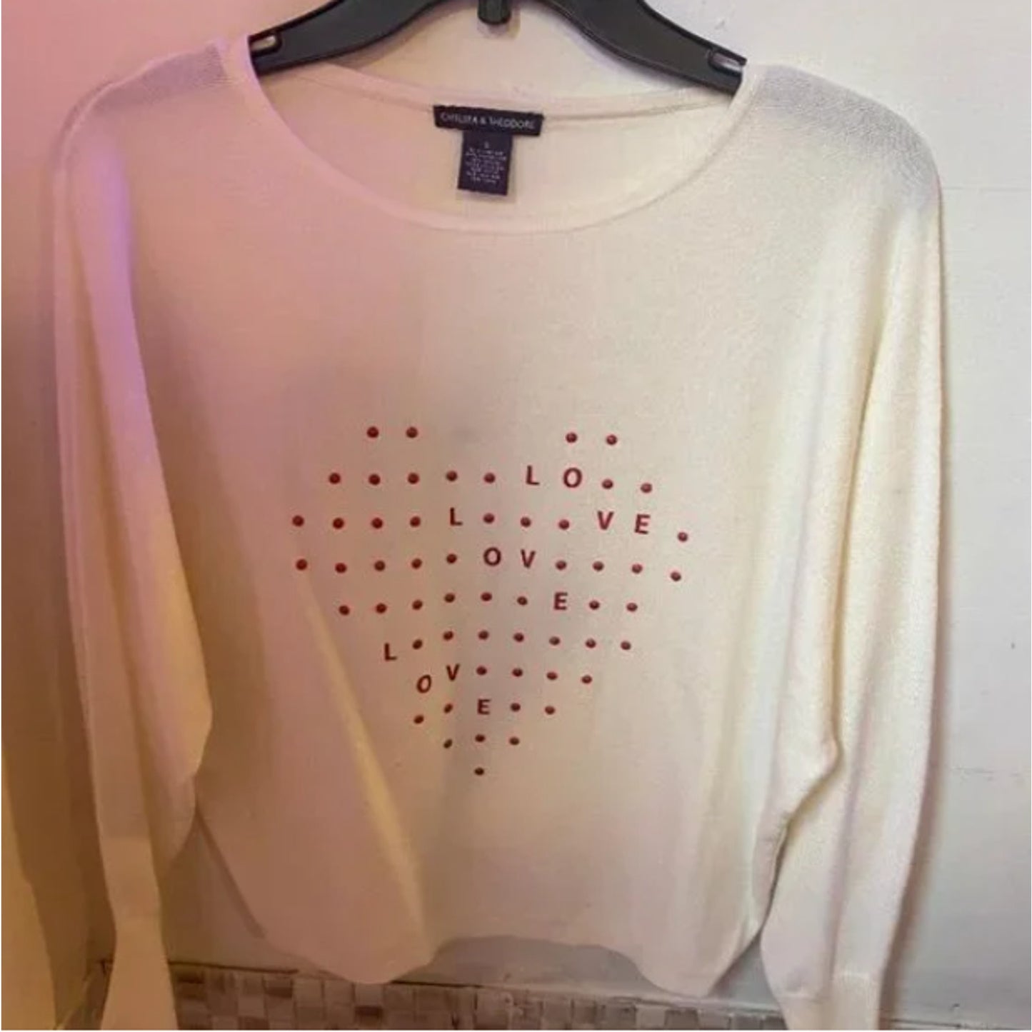 Chelsea & Theodore Love sweater (New) X-SMALL HEART long sleeve snow globe red