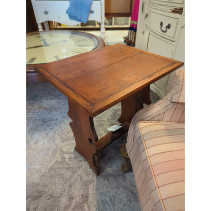 SECONDHAND SANDIES:farmhouse small wood side table endtable