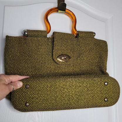 Vintage Woven Avocado Green Tortoise Lucite Handle Twist Lock Purse Bag Tote