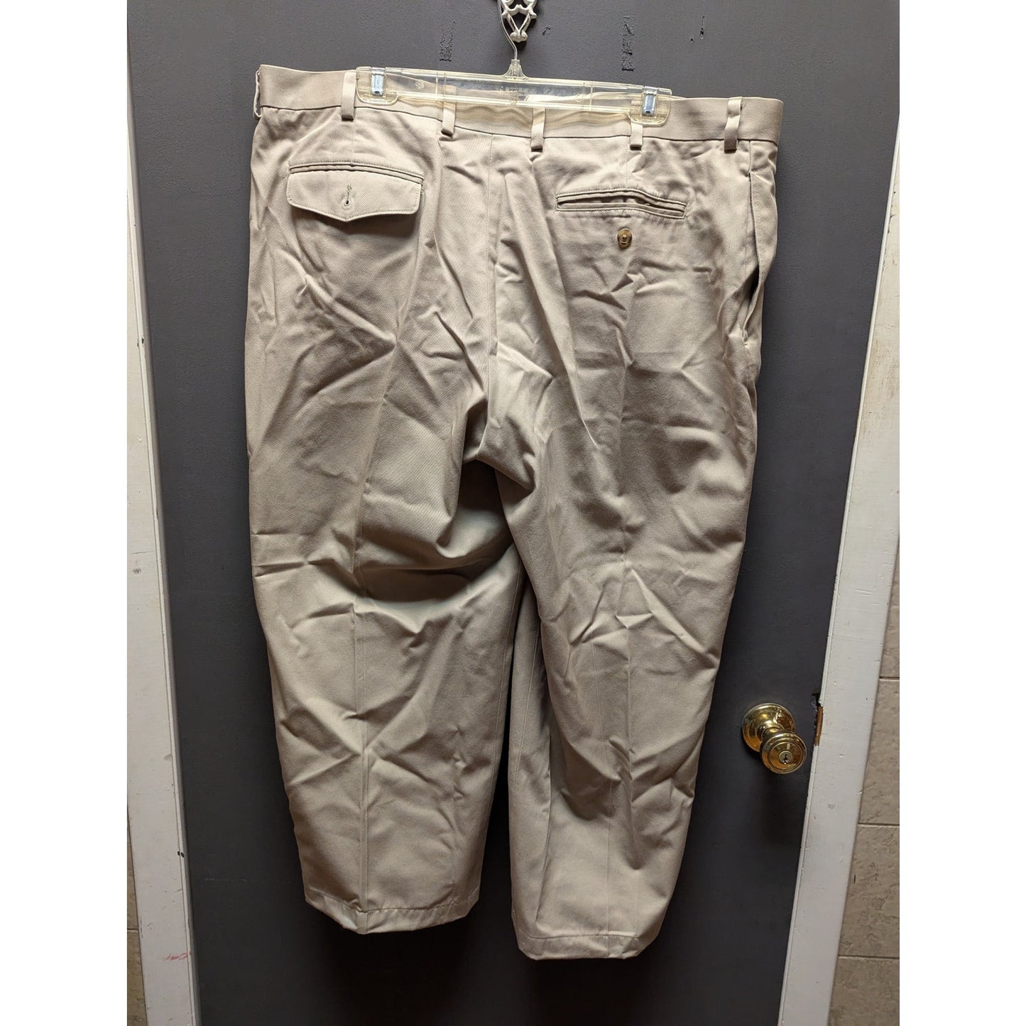 L.L.Bean Beige Natural Fit Pants Men Size 40x30