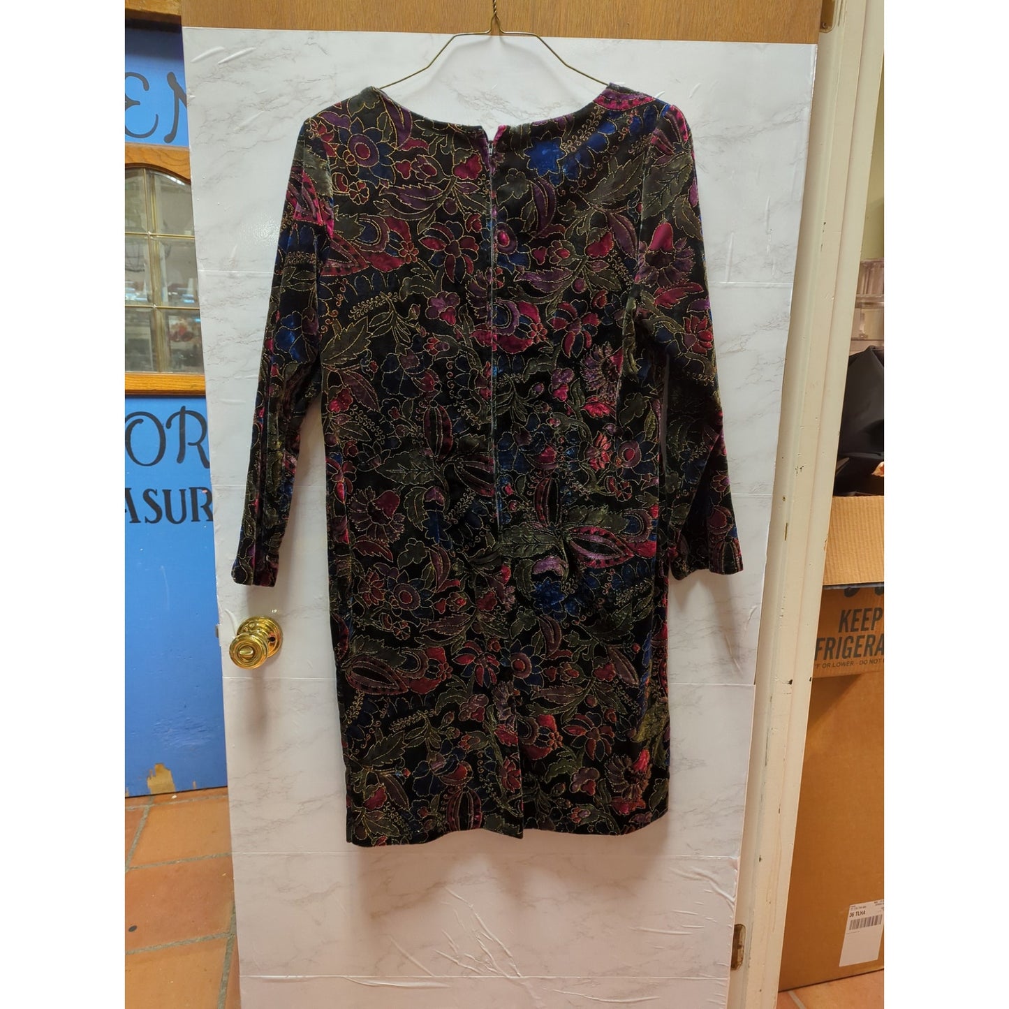 Another Thyme Vintage Size 18 Long sleeve dress knee length crushed velvet