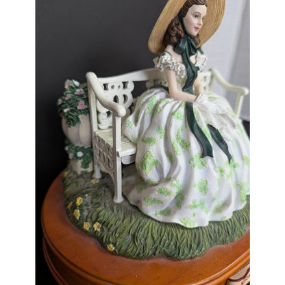 Vintage Gone With The Wind Scarlett Lady Musical Figurine Southern Belle