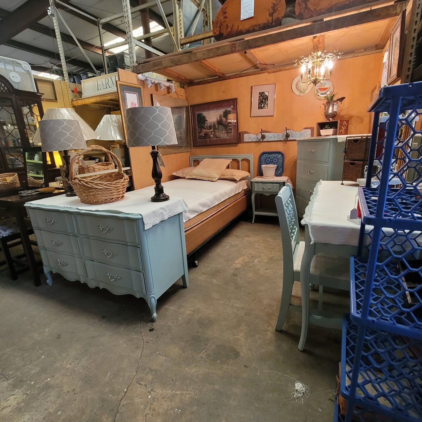 SECONDHAND SANDIES: Blue French Provencial Twin Bedroom Set