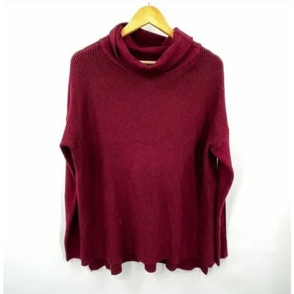 Devotion by Cyrus Cowlneck Ribbed Tunic Sweater In Ruby Port NWT in Size Small