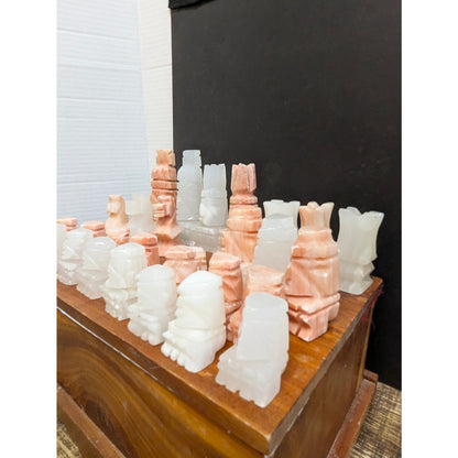 Vintage Hand-Carved Alabaster Chess Set – Rose & White Marble Pieces damaged