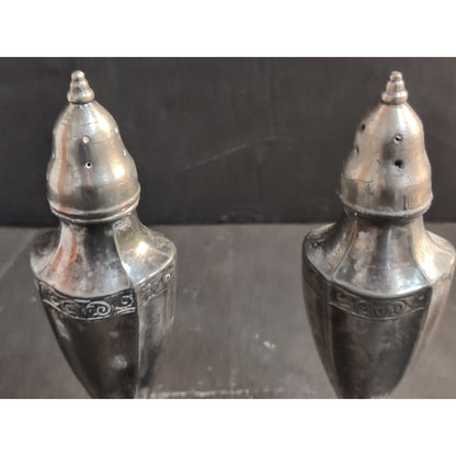 Vintage Peerless Silver Co. Salt And Pepper Shakers Metal Art Deco Pair