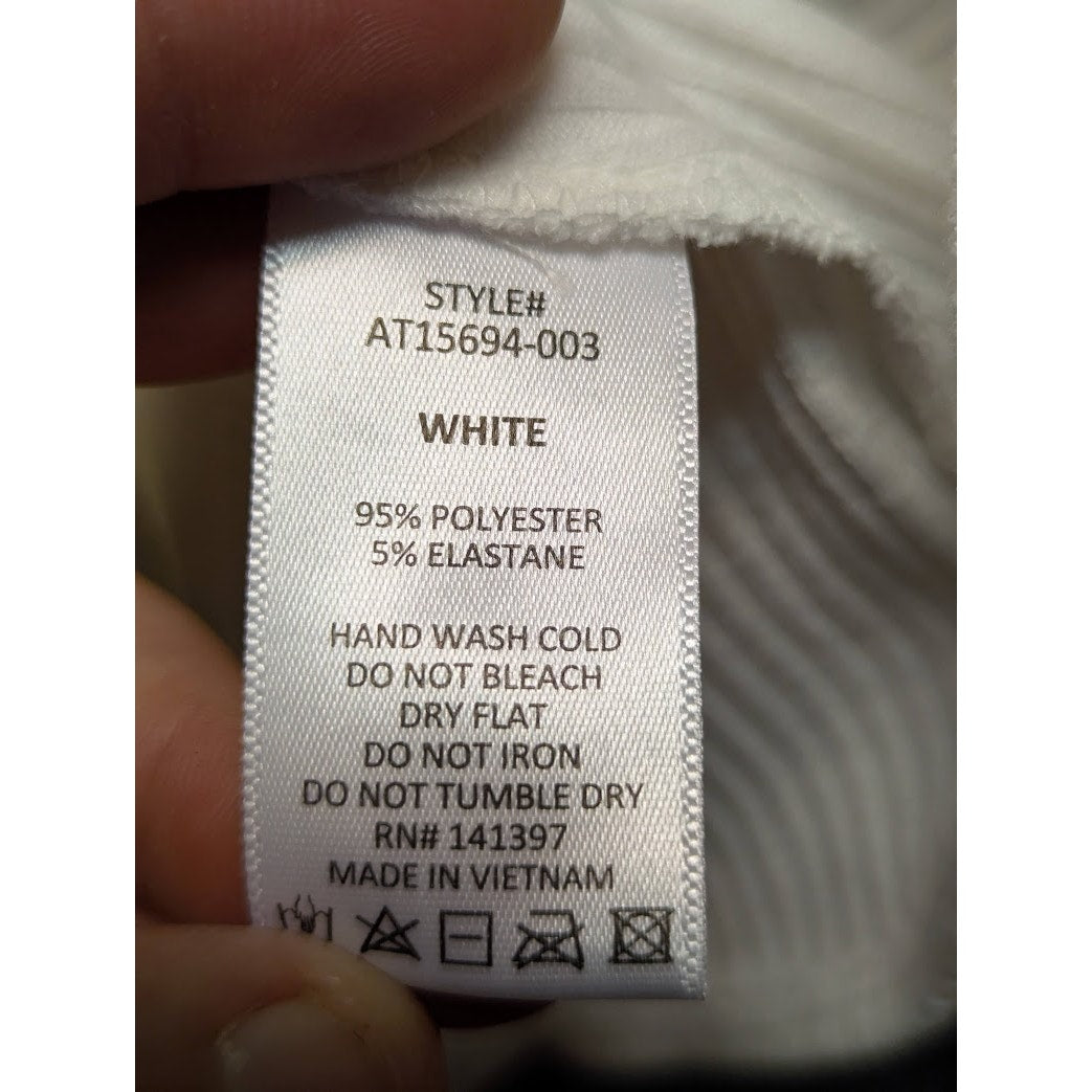 ASTR size XL white scoop neck long sleeve thong bodysuit ribbed NEW layering