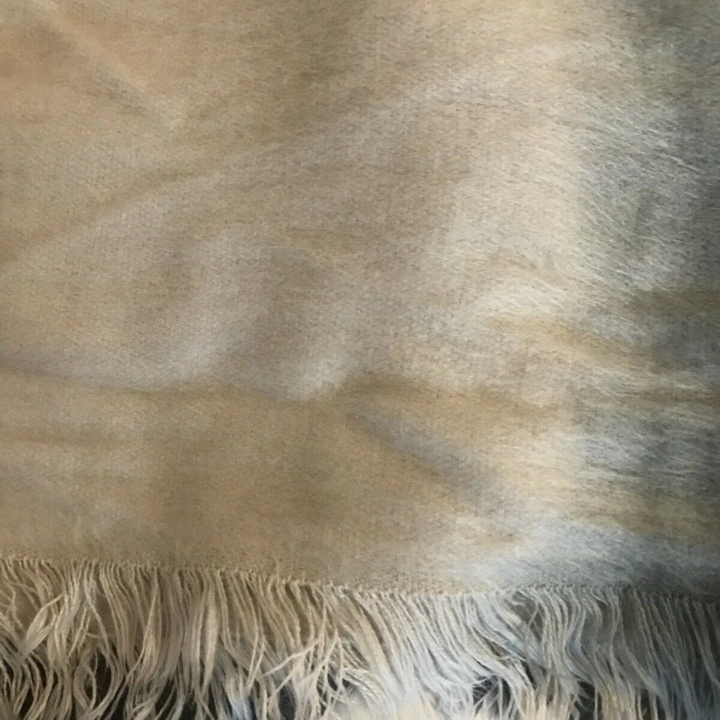 DKNY Donna Karen NY WOVEN OMBRE SCARF Grey/Black NEW large Cozy Soft Wrap