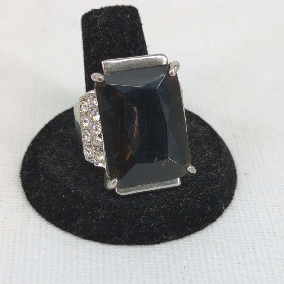 Vintage Silver Tone Black Onyx Style Emerald Cut Statement Ring Glamour Size 10