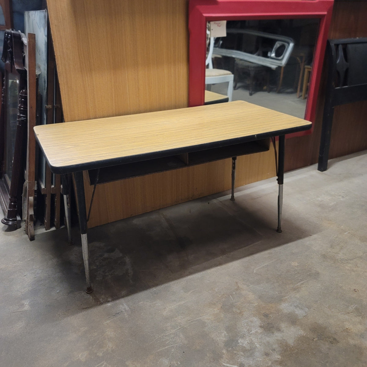Secondhand Sandies: Desk adjustable laminate top adjustable legs