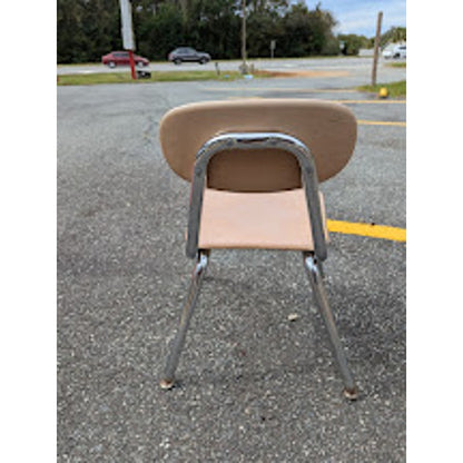 Secondhand Sandies: Vintage kids chair school