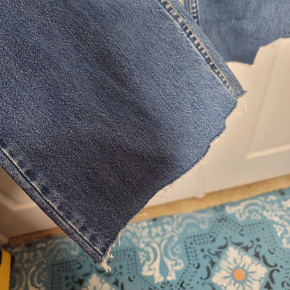 Bullhead Denim Altered Jeans Raw Hem 34" Waist 29" Inseam Distressed Shortened