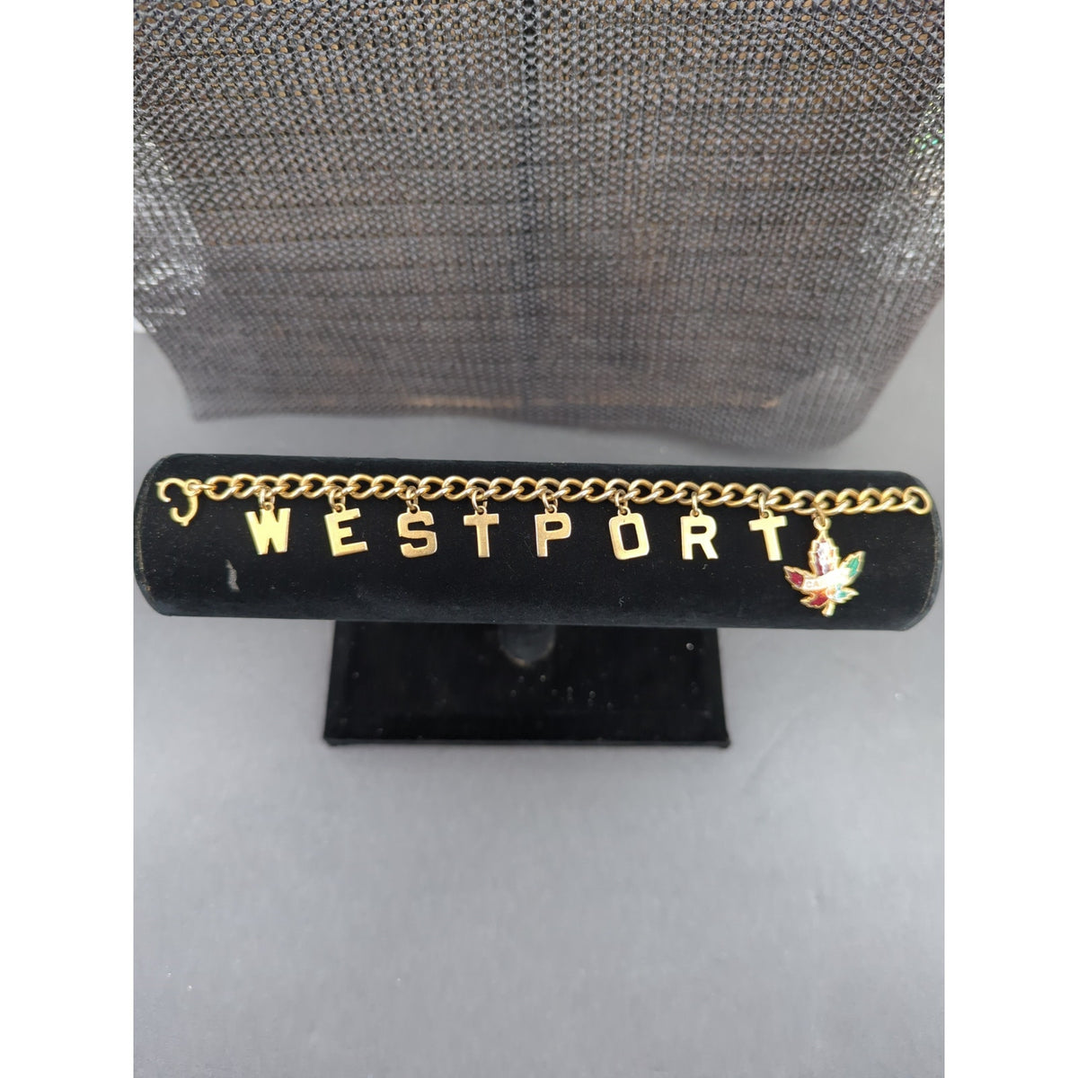 Vintage Fashion BRACELET 7" Westport Canada leaf charms letters