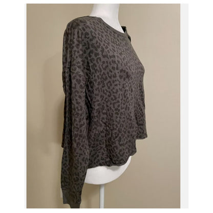 Thread & Supply Women's Green Leopard Print Long Sleeve Cropped Top Sz Medium