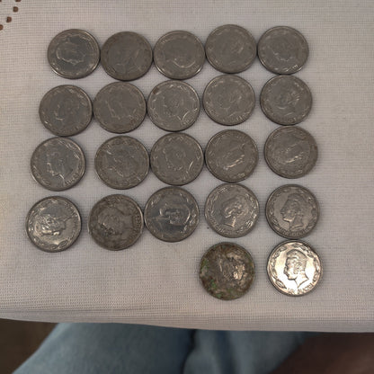 Ecuador 1 Sucre 1981 Nickel Clad Steel Coins Bulk Collection Lot of 22