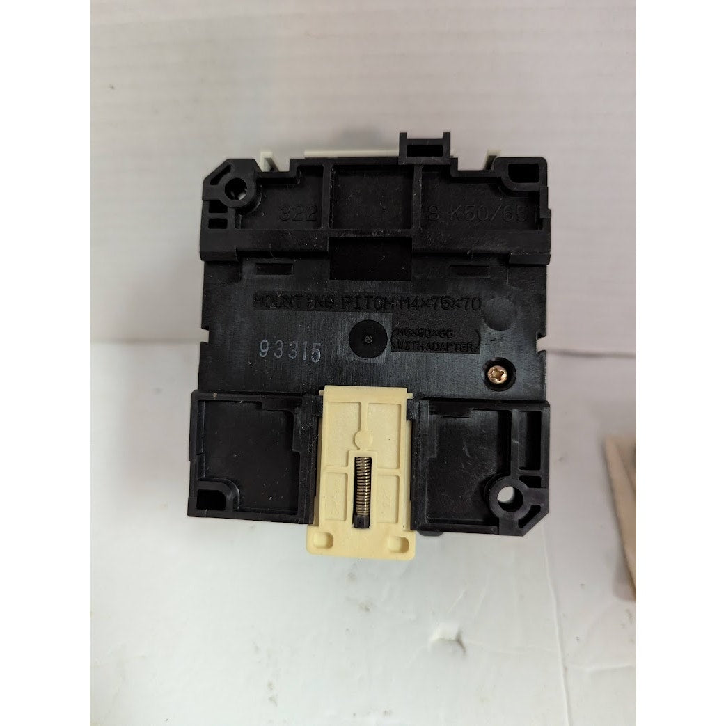 NEW Mitsubishi Electric Magnetic Contactor S-K65 Serial 933-S