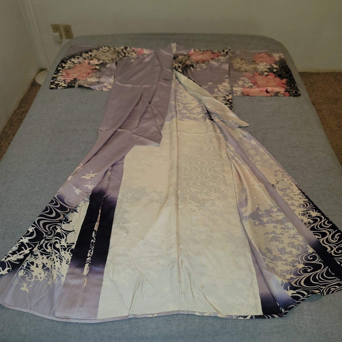 Vintage Silk Tomesode (short sleeve) Kimono Robe Blue Birds Pink White Sakura