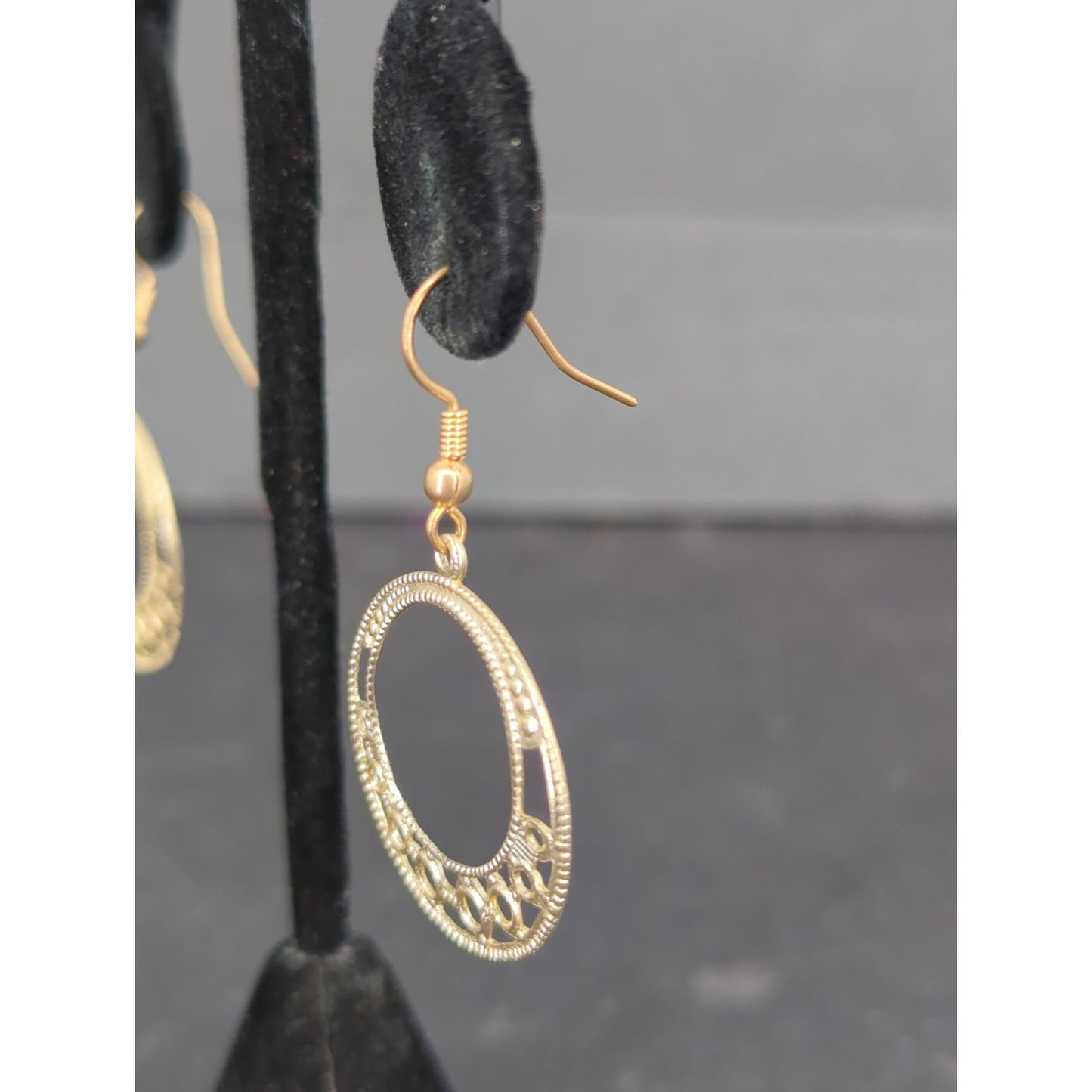 Gold Tone Openwork Filigree Circular Hoop Dangle Earrings