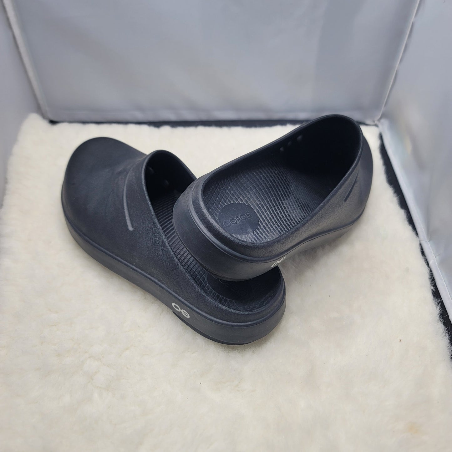 OOFOS OOccloog Recovery Clogs Black Men's 7 / Women's 9 Slip On Mule Slip on