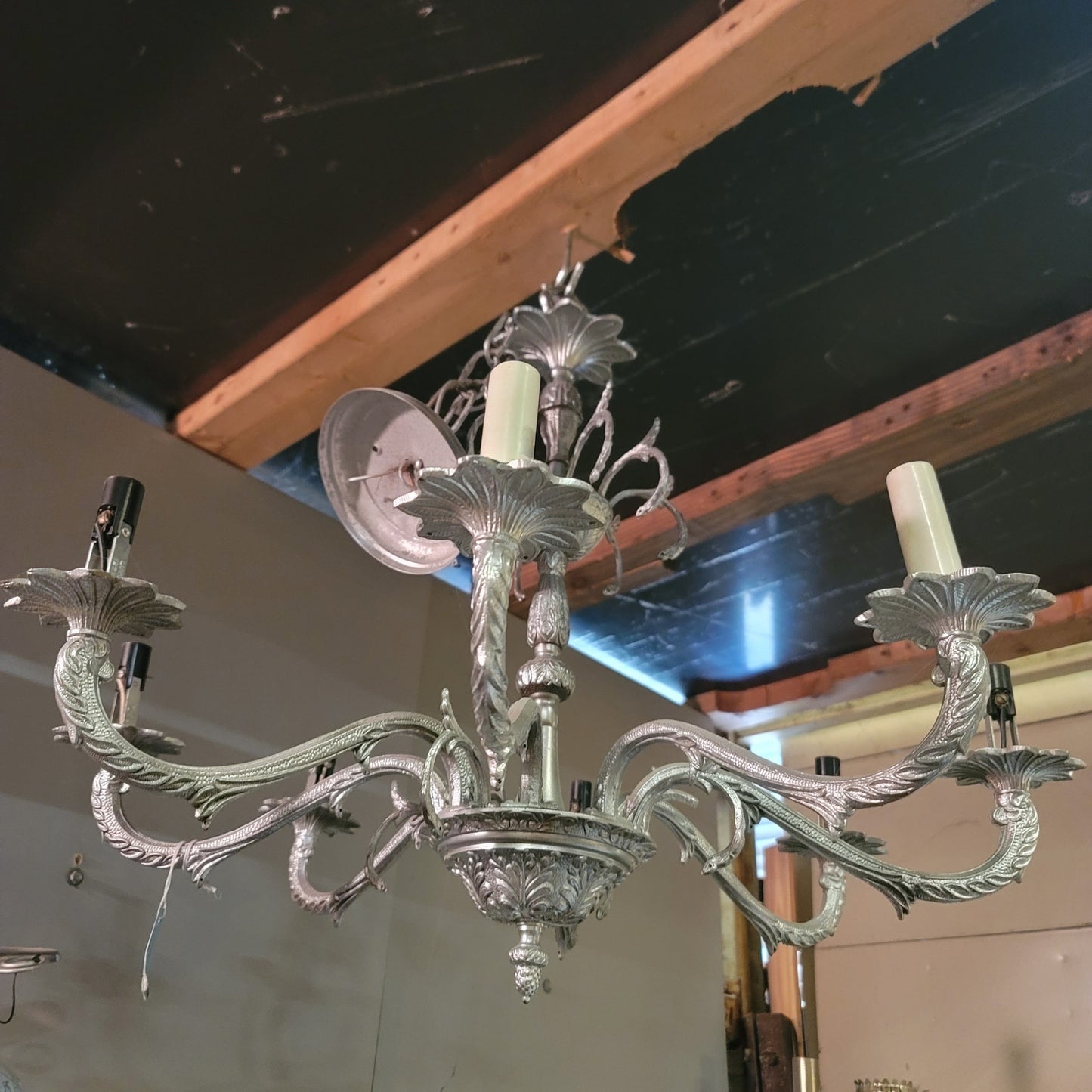 Vintage 8 light brass Chandelier Ornate French Style Hanging Lamp 24" x 20"