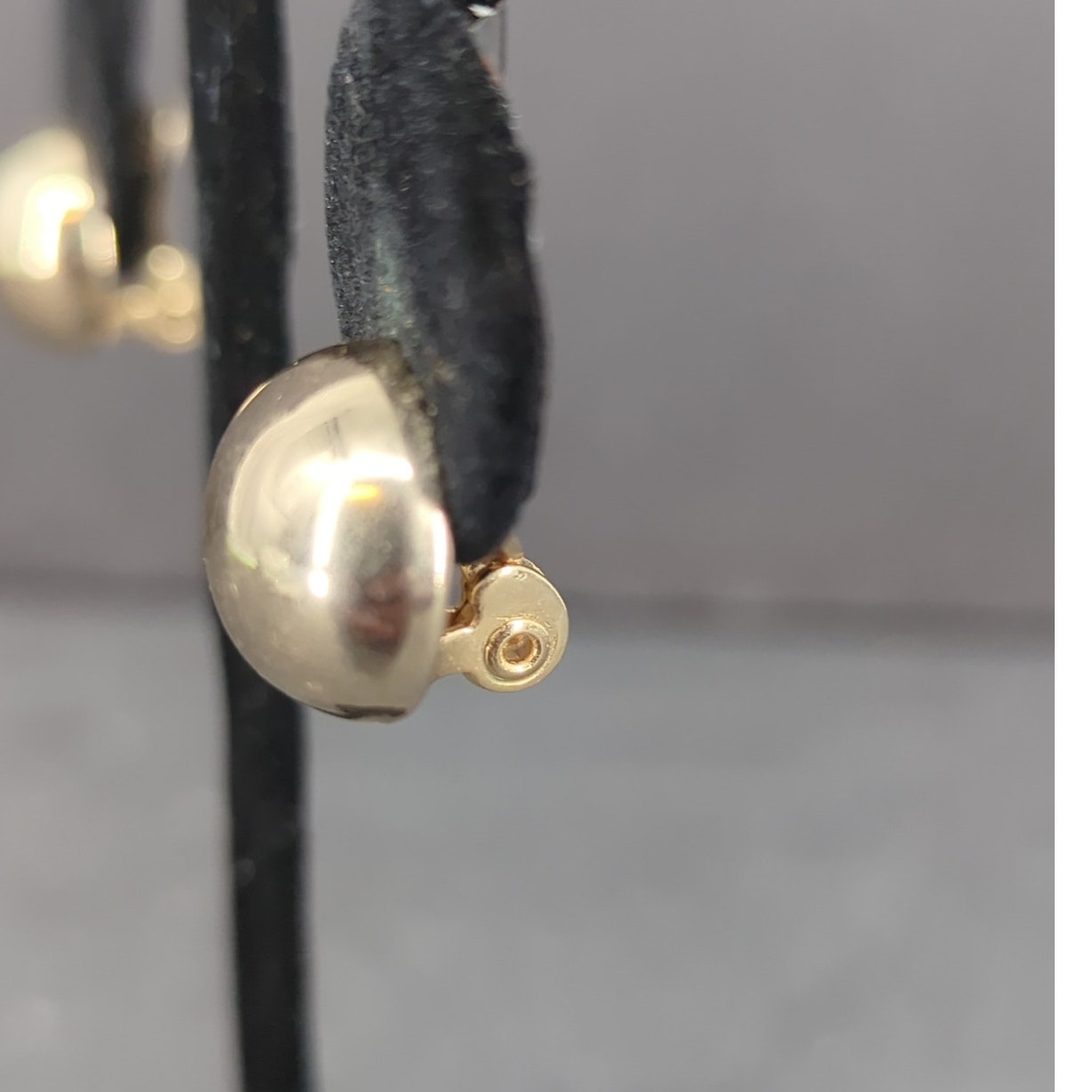 Vintage 1960s Mid Century Gold Tone Smooth Dome Button Clip On Earrings