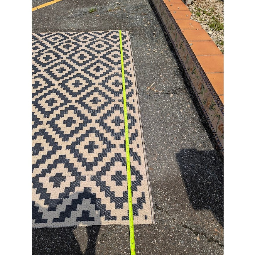 Secondhand Sandies: Aztec Black White Foldable Outdoor Patio Camping  Rug