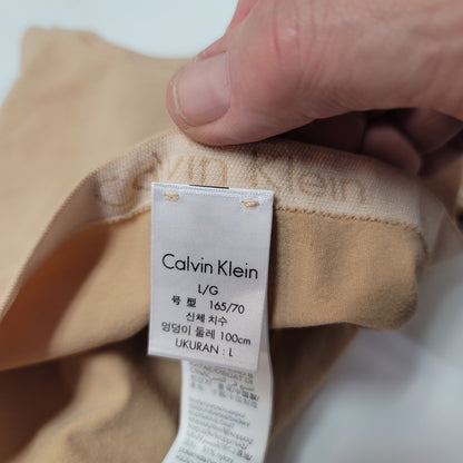 Calvin Klein NEW seamless boyshort undie panties mid rise nude Size Large QD3546