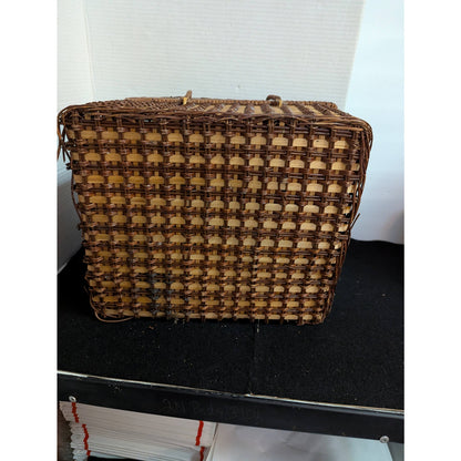 Vintage Woven Rattan Picnic Basket with Plastic Tableware Set