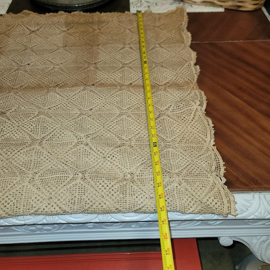 Vintage hand crocheted bedspread 80" x 60" overlay coverlet Queen / King Beige