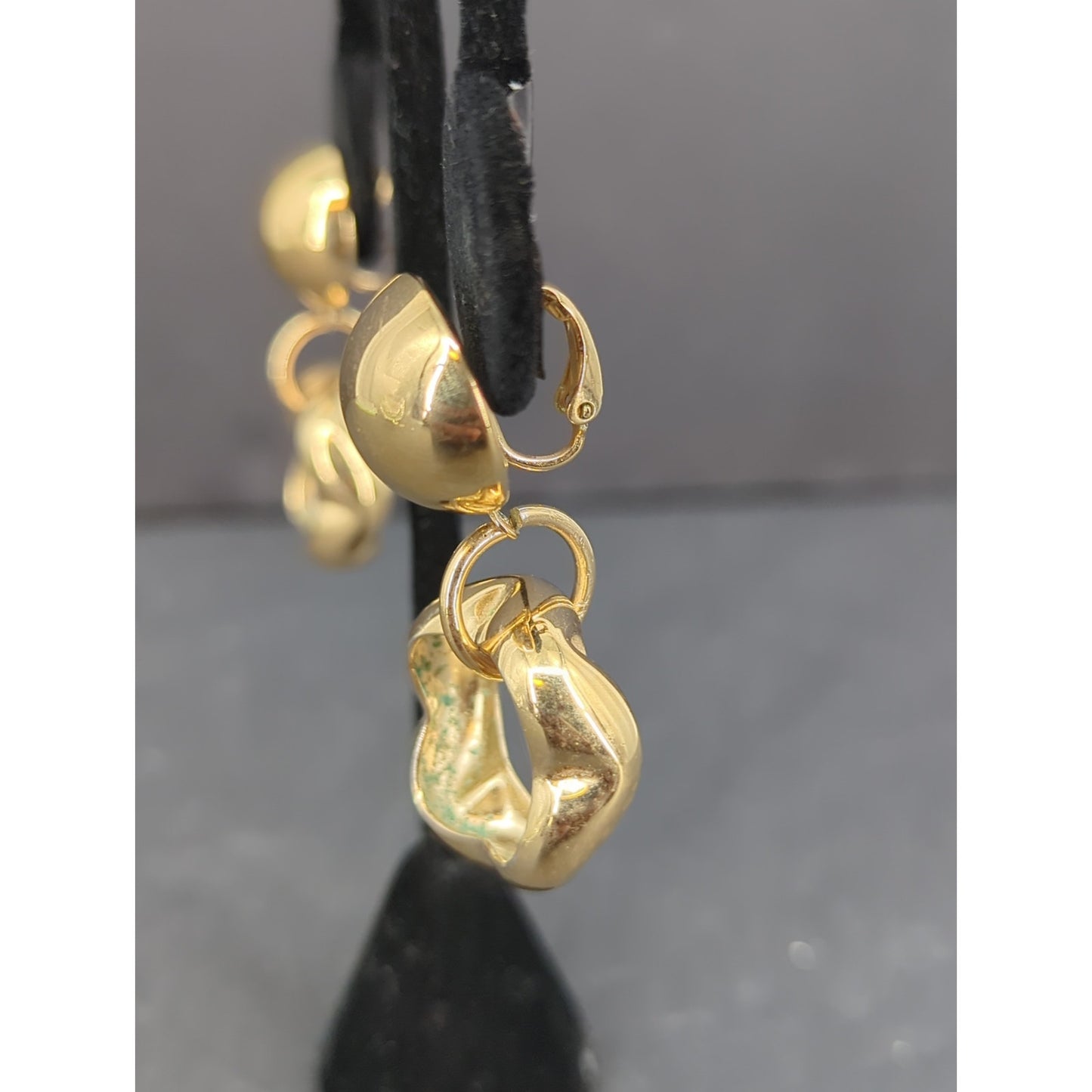 Vintage Gold Tone Swirl Knot Clip On Earrings Retro Jewelry Dangle MCM minimal