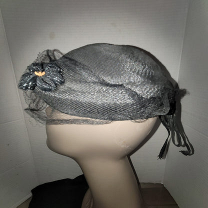 Vintage Black Pillbox Hat Veil 1940s 50s Noir Goth Mourning Pinup Rockabilly