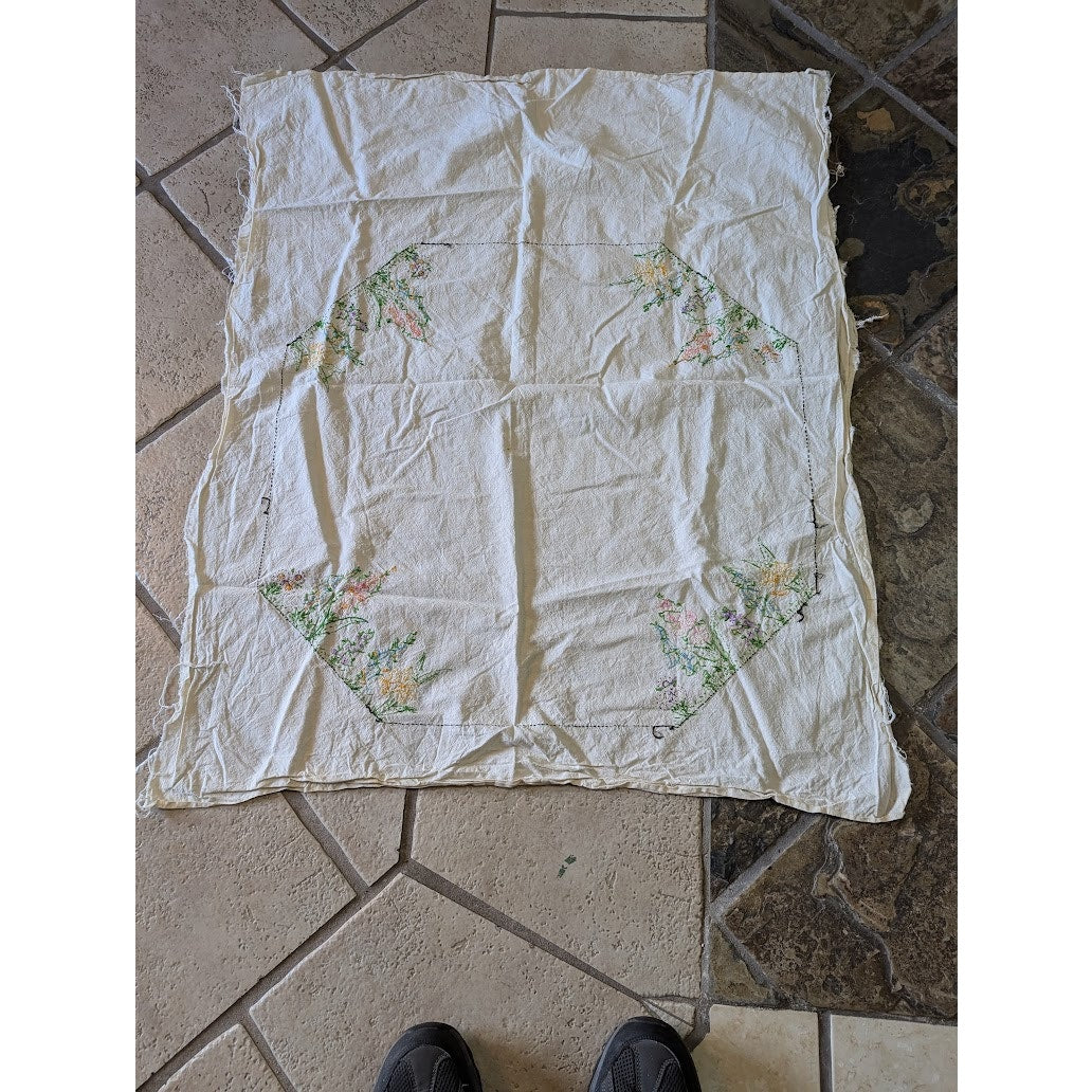 Hand embroidery linen piece