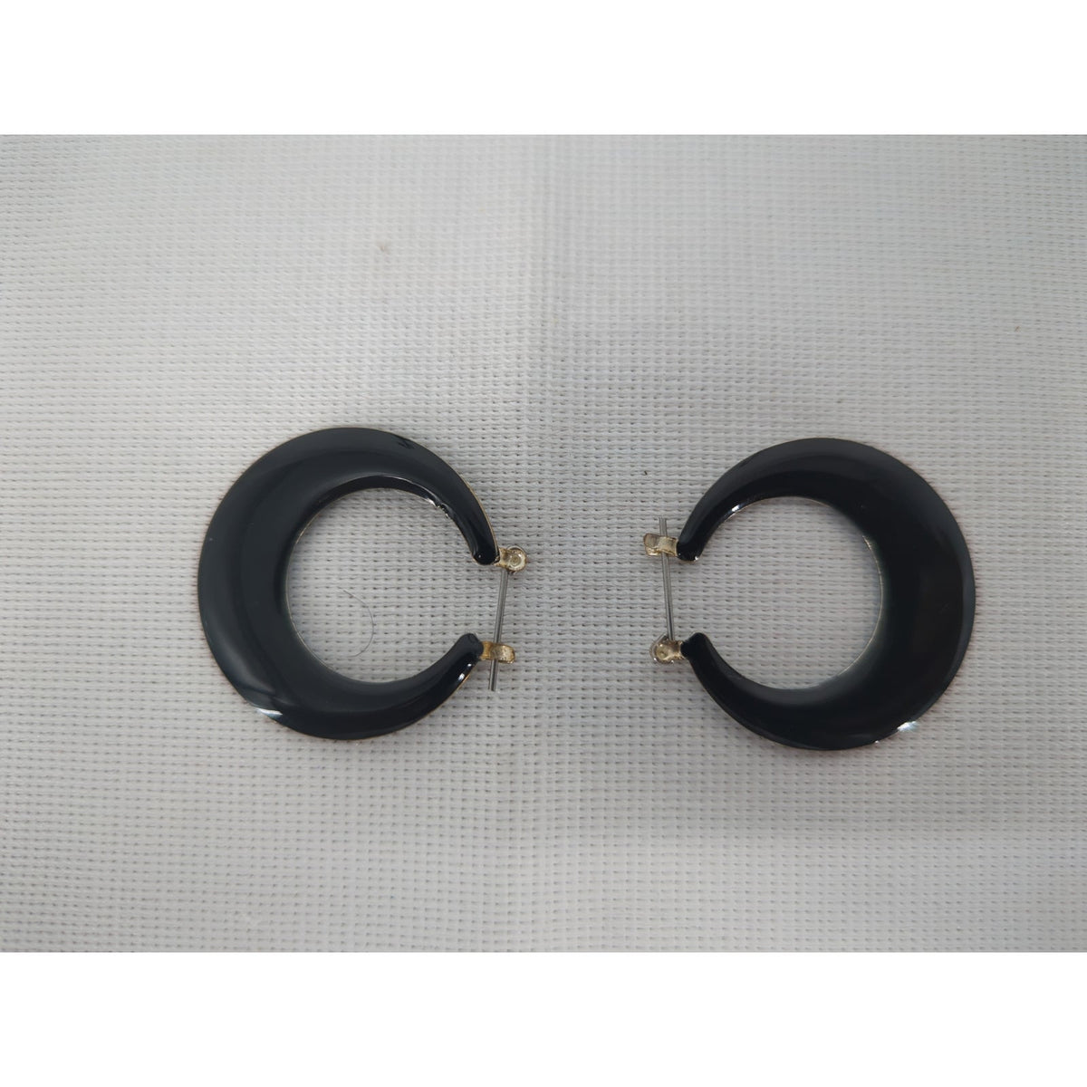 Vintage Glossy Black Enameled Chunky C-Hoop Earrings