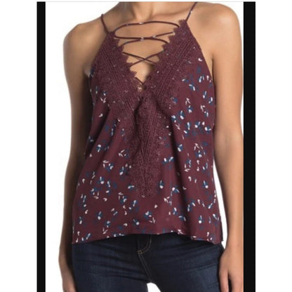 WAYF NWT Posie Strappy Camisole Floral Burgundy Tiered Puff Sleeve Top Medium