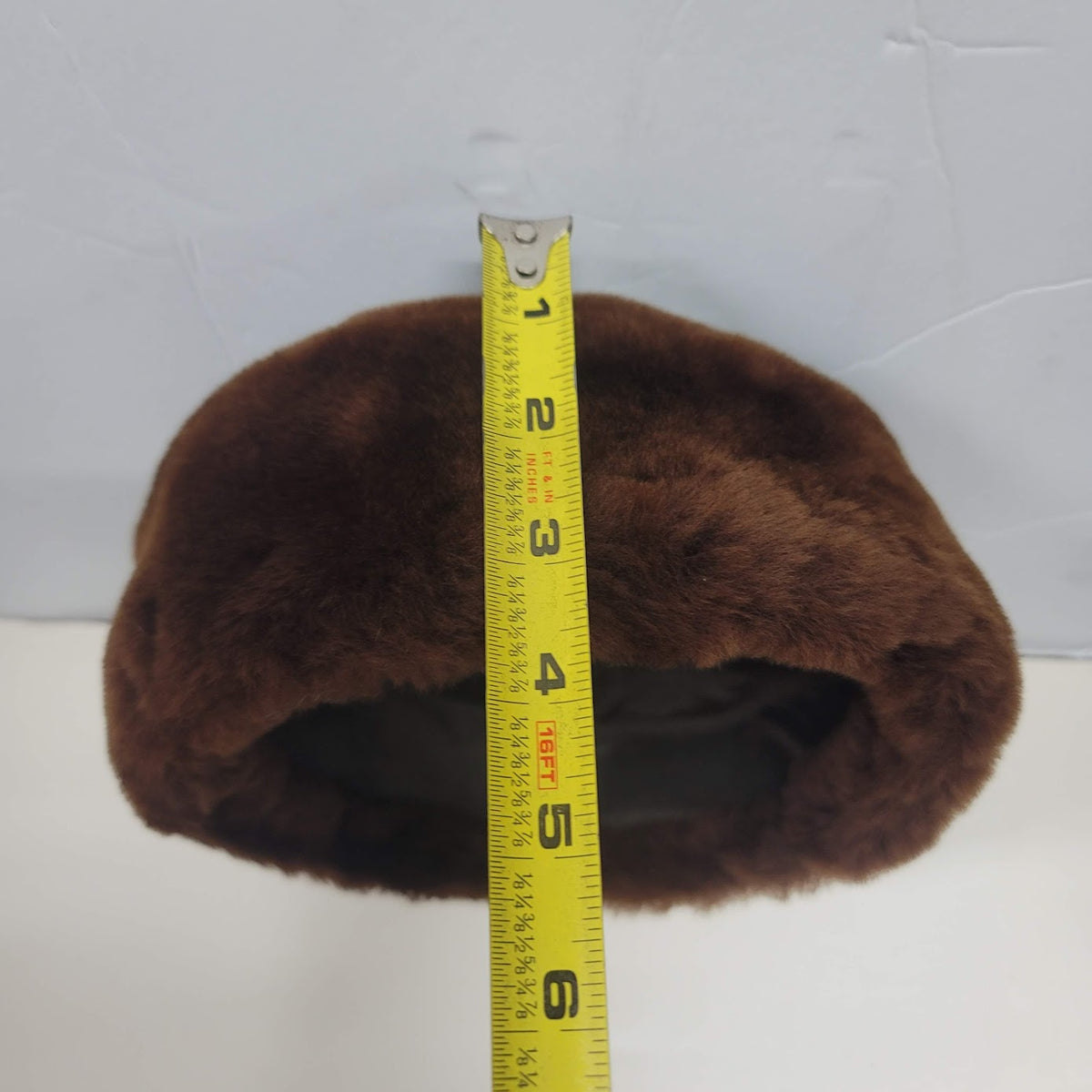 Vintage faux fur womens hat Size 7" Brown classic Pillbox