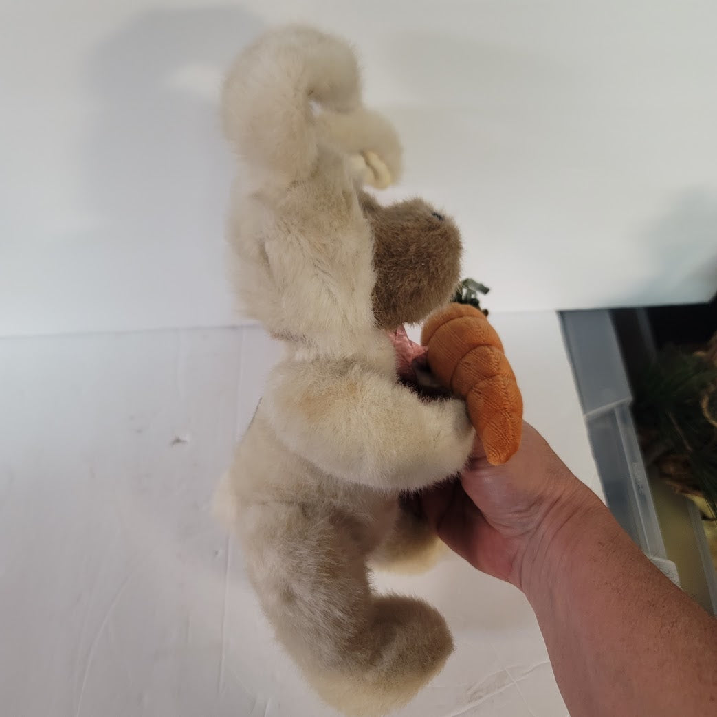 BOYDS BEARS MARLOW SNOOPSTEIN TEDDY BEAR IN BUNNY OUTFIT W/CARROT 91871