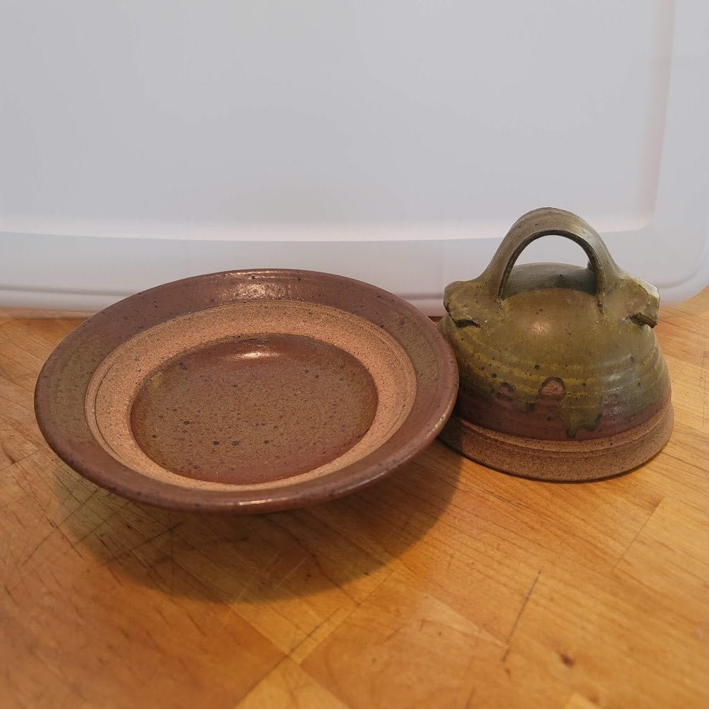 Stoneware studio pottery butter loaf cheese dome lidded Cloche Artisan earthtone