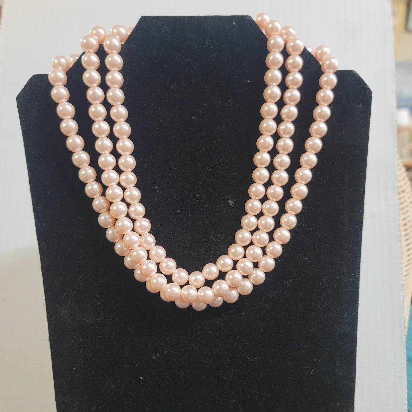 Vintage Fashion Necklace Pink 3 strings multi strand faux pearl 9.5"