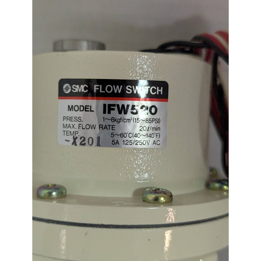 SMC IFW520 Flow Switch NEW max flow rate 20/min Temp 40-140F 5A 125/250V AC