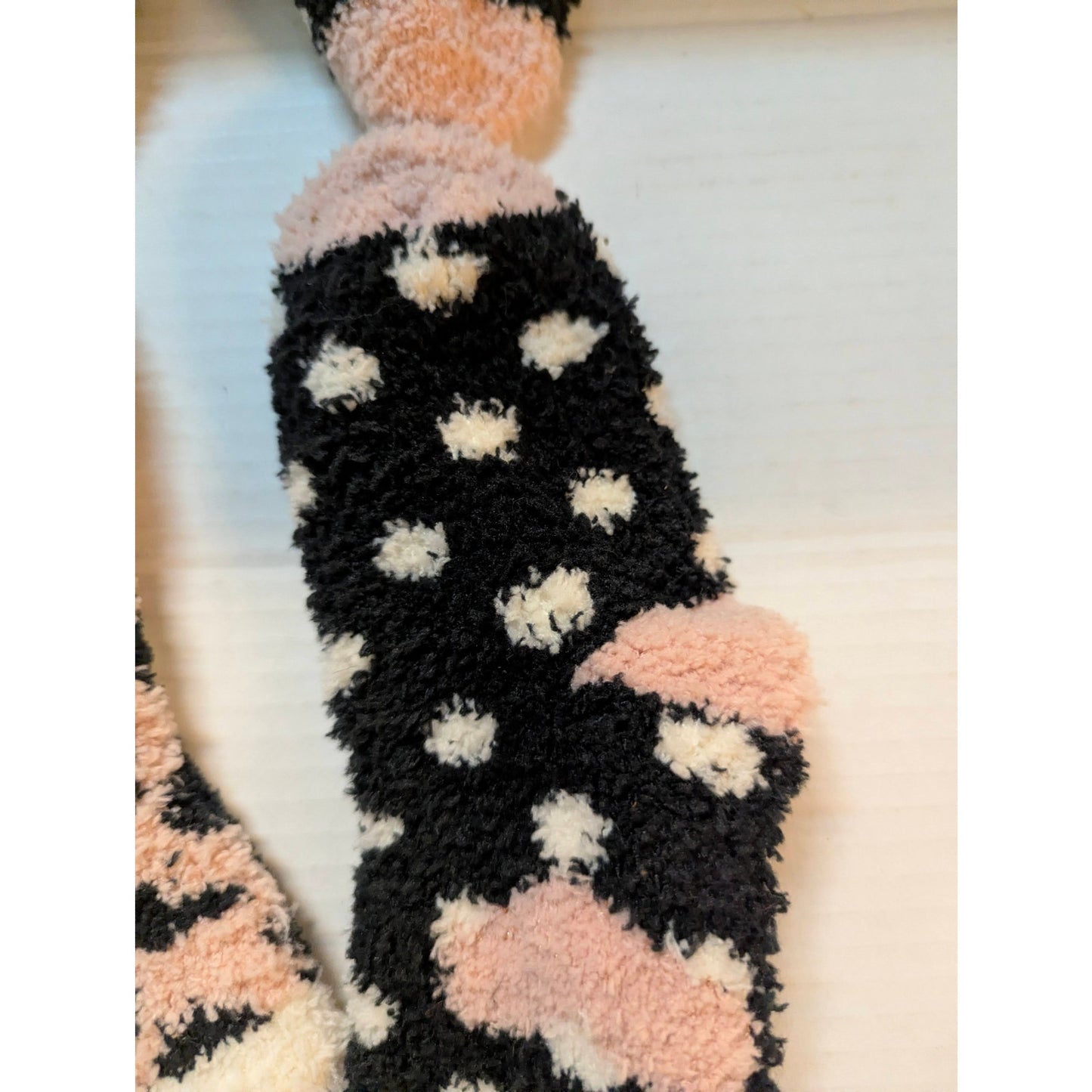 Tucker + Tate Girls Pink Black Leopard Fuzzy Cozy Socks 2-Pack Size S/M NWT