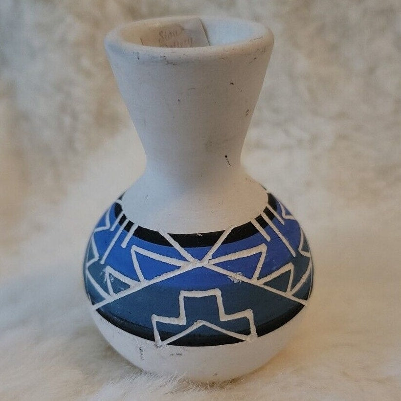 VIntage Sioux Pottery Small Vase INDIGENOUS Tribal Ethnic 4" Signed SWIFT EAGLE