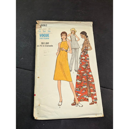 Vintage Pattern Sewing Crafts Hobby Vogue 8062 Size 12